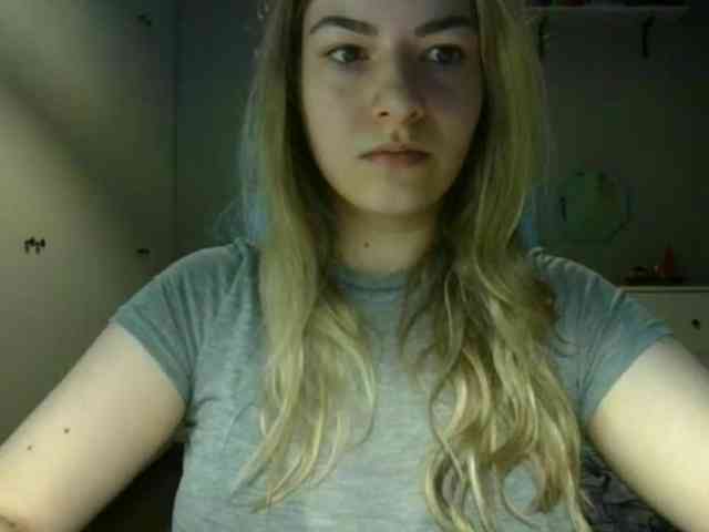 RosieJune webcam