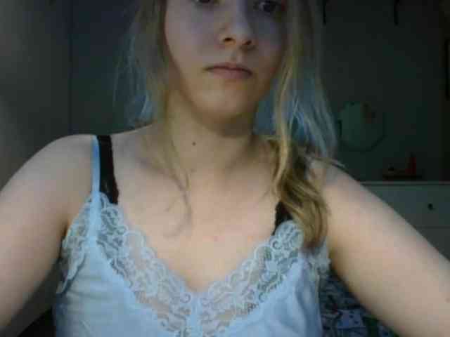 RosieJune webcam
