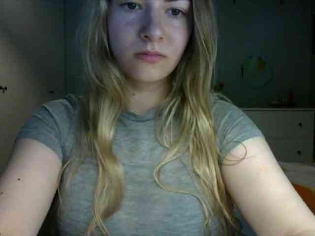 RosieJune webcam