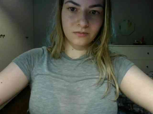 RosieJune webcam