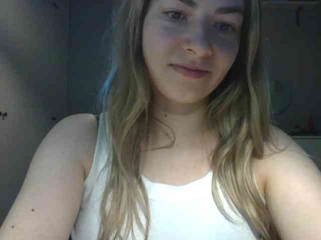 RosieJune webcam