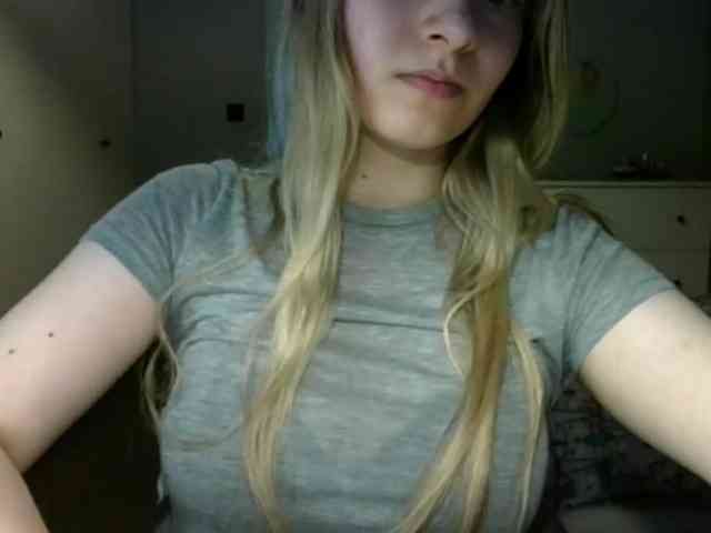 RosieJune webcam