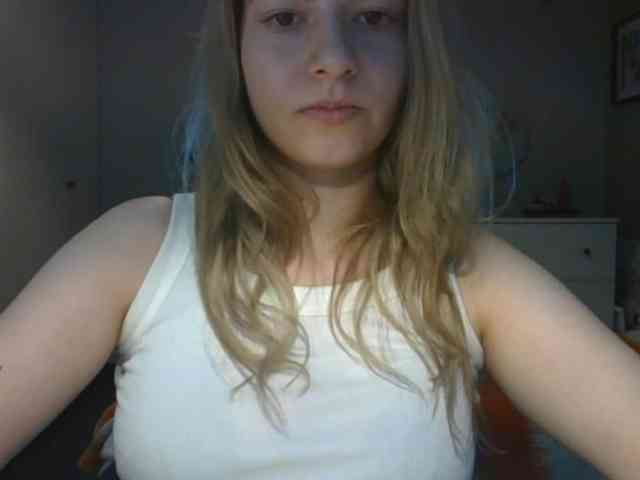 RosieJune webcam