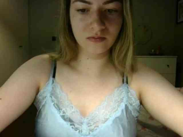 RosieJune webcam