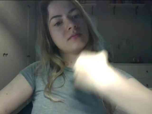 RosieJune webcam