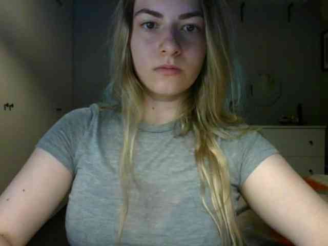 RosieJune webcam