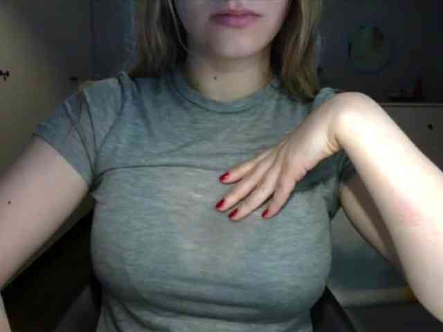 RosieJune webcam
