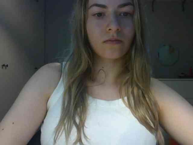 RosieJune webcam