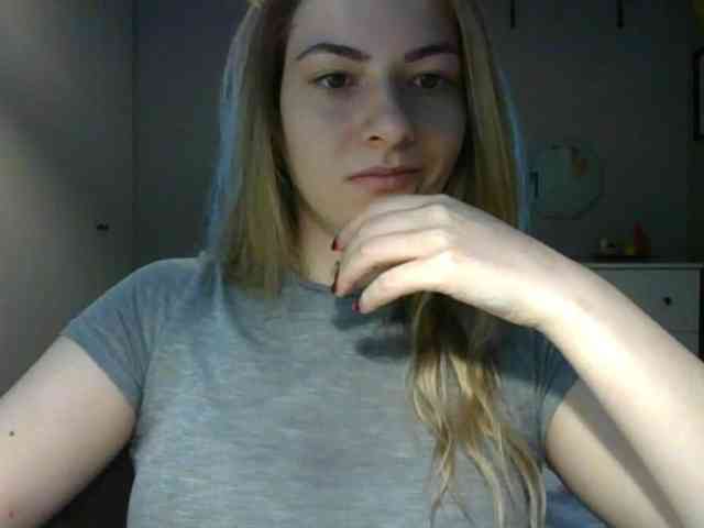 RosieJune webcam