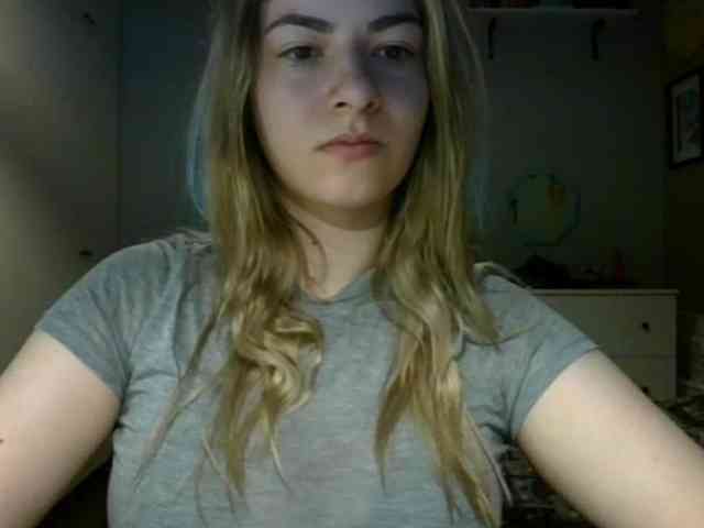 RosieJune webcam