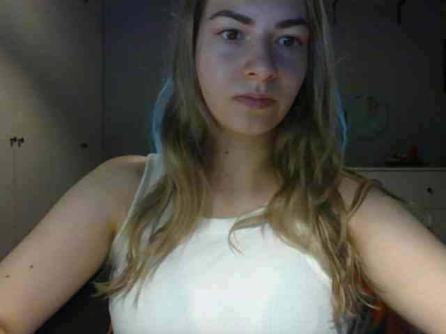 RosieJune webcam