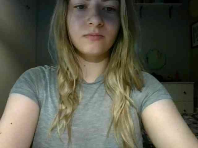 RosieJune webcam