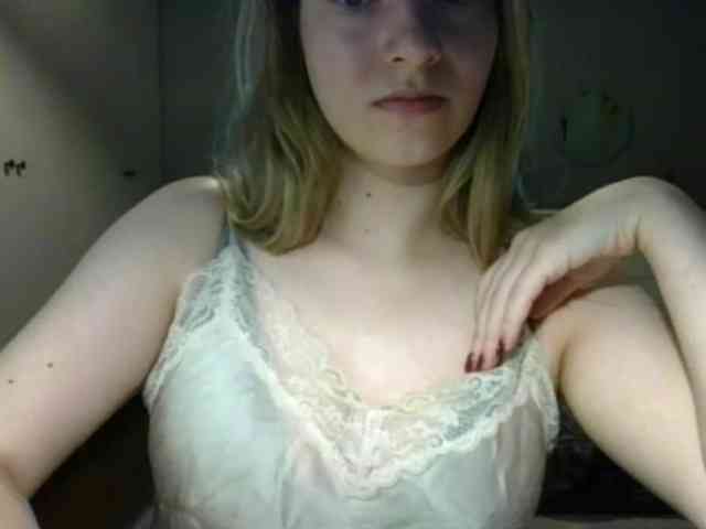 RosieJune webcam