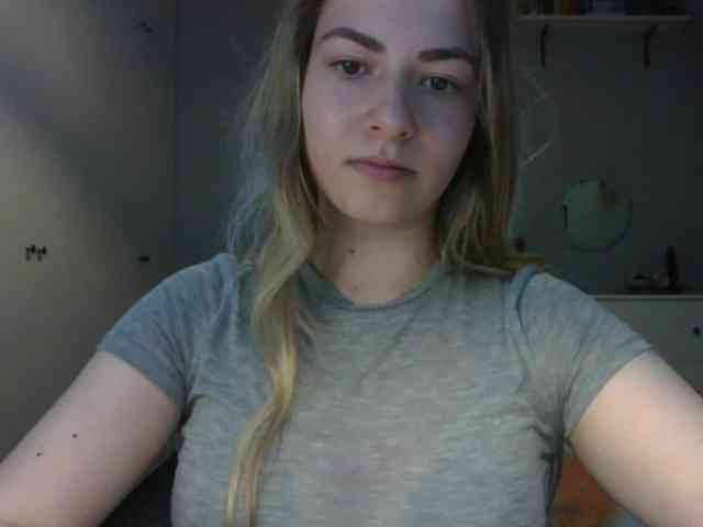 RosieJune webcam