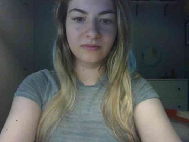 RosieJune webcam