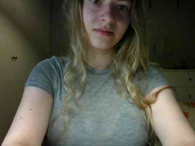 RosieJune webcam