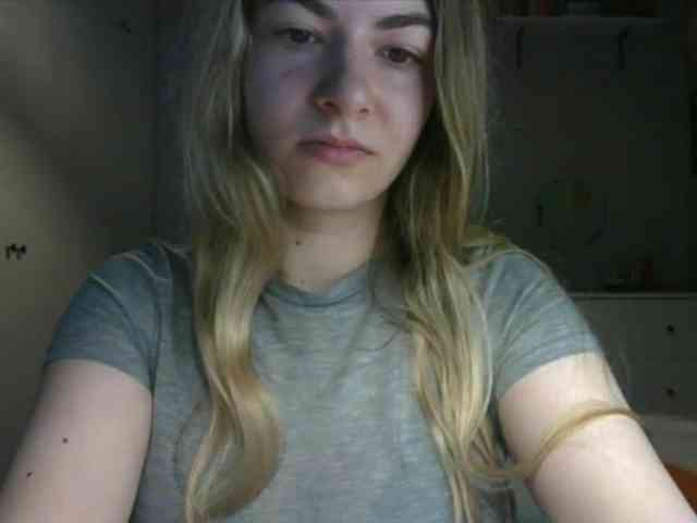 RosieJune webcam