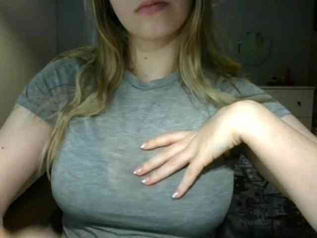 RosieJune webcam
