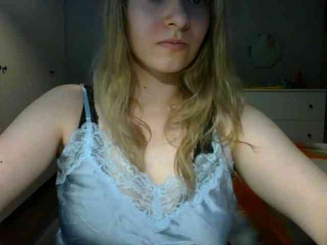 RosieJune webcam