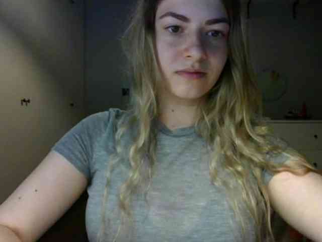 RosieJune webcam