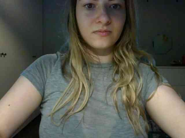 RosieJune webcam