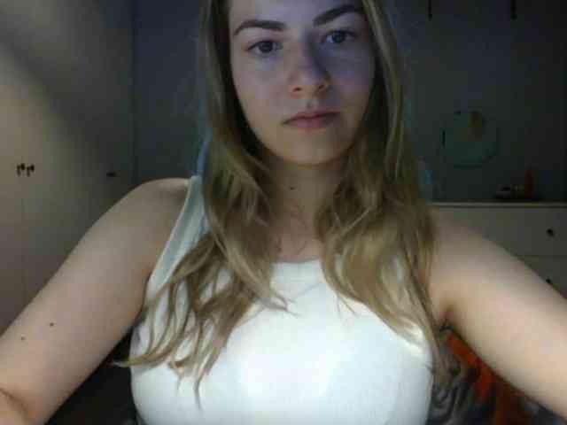 Model: RosieJune