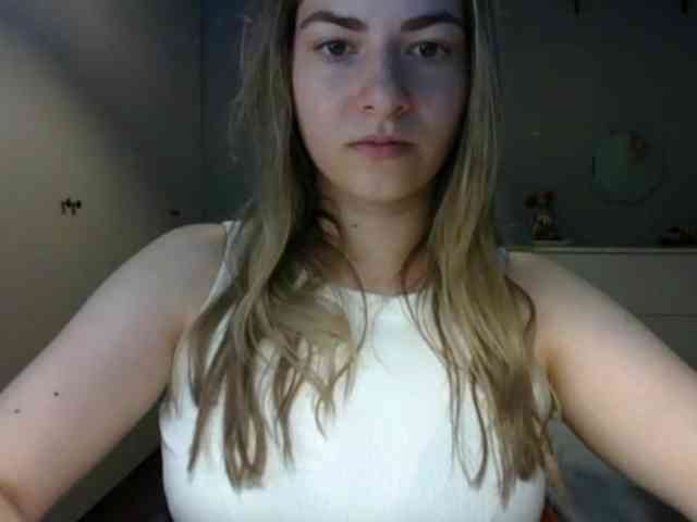 RosieJune webcam