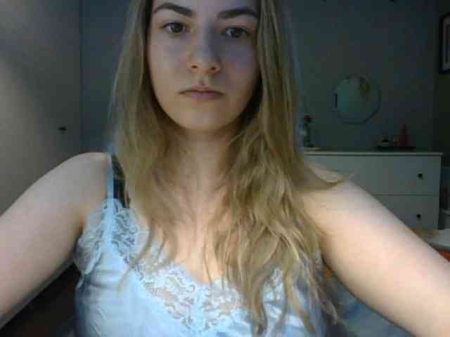 RosieJune webcam