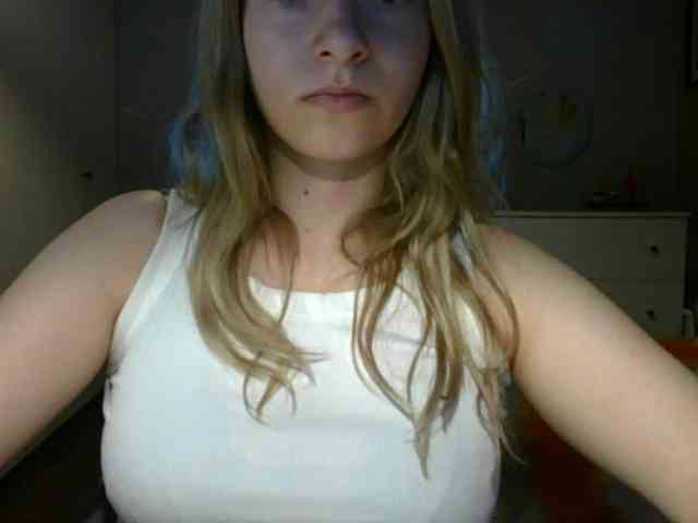 RosieJune webcam