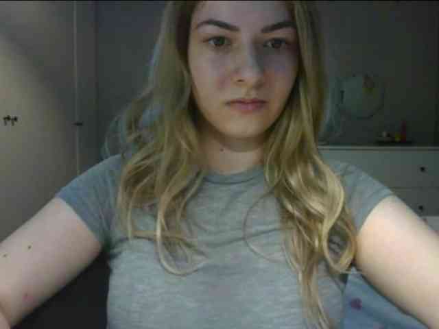 RosieJune webcam