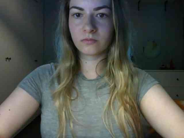 RosieJune webcam