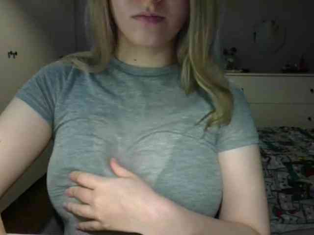 RosieJune webcam