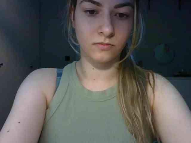 RosieJune webcam