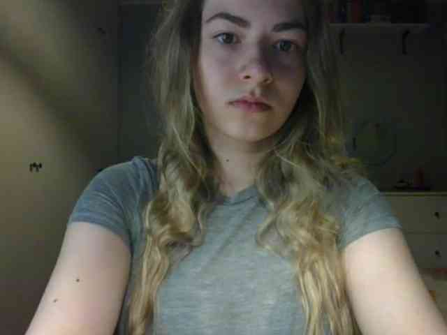 RosieJune webcam