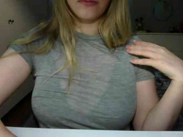 RosieJune webcam