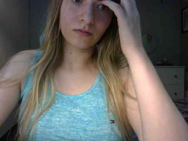 RosieJune webcam