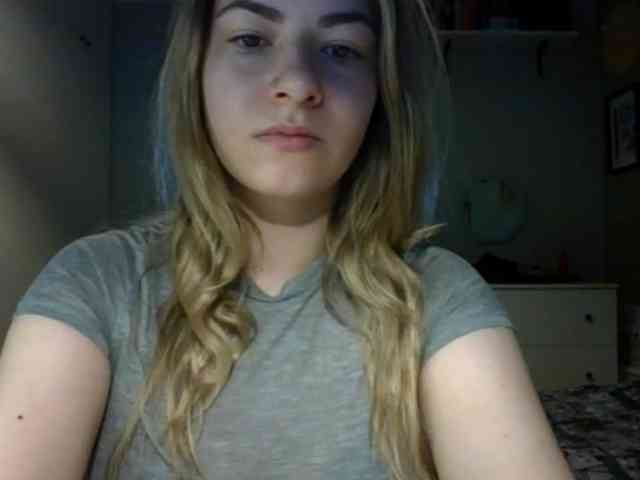 RosieJune webcam