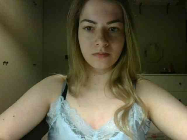 RosieJune webcam