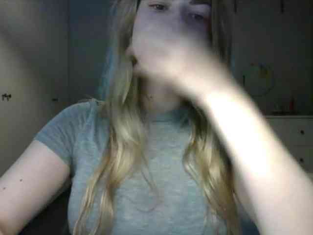 RosieJune webcam