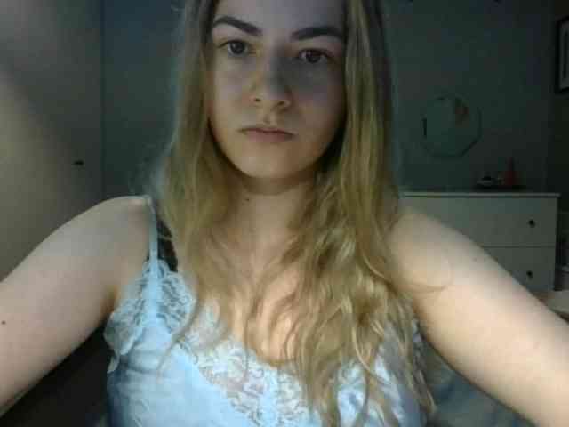 RosieJune webcam