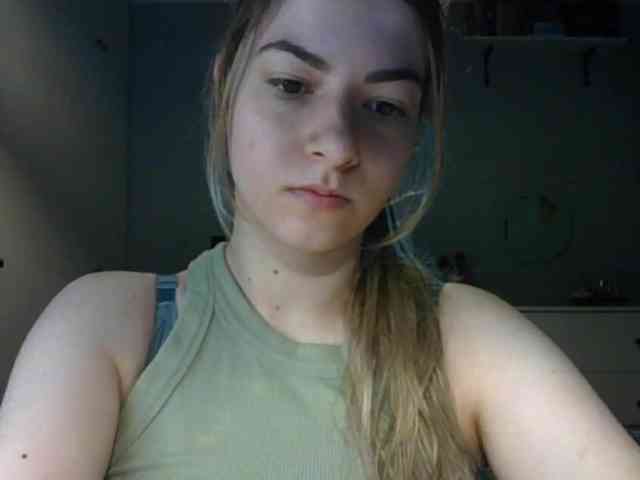 RosieJune webcam