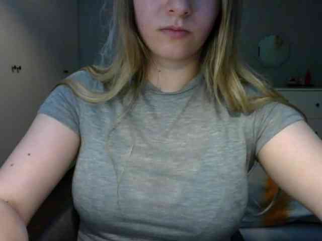 RosieJune webcam