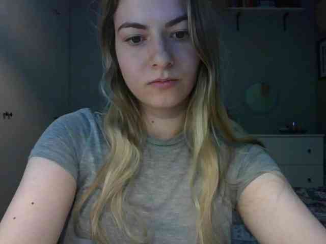 RosieJune webcam