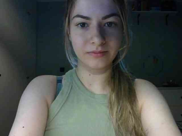 RosieJune webcam