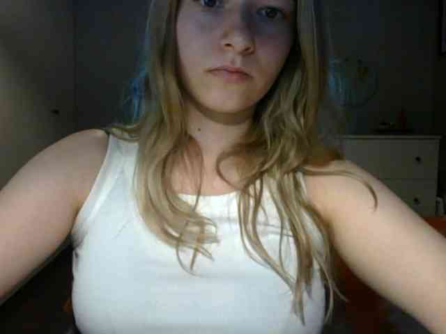 RosieJune webcam