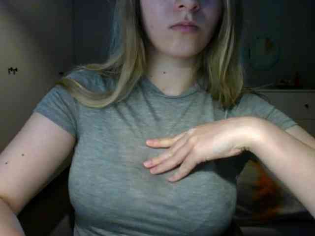 RosieJune webcam