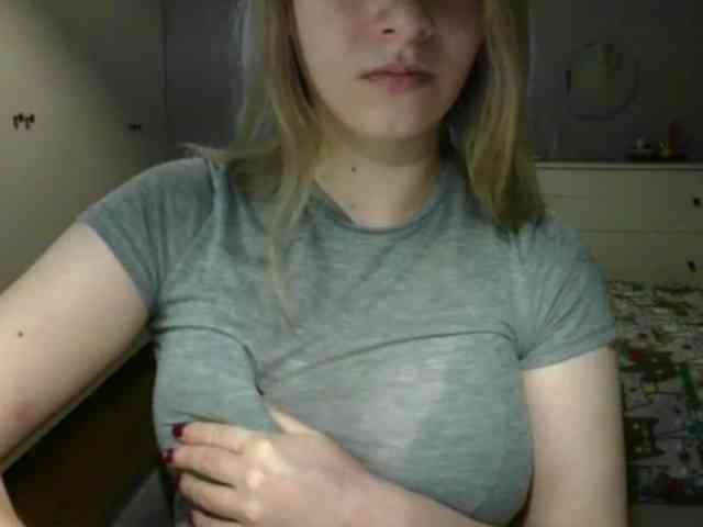 RosieJune webcam