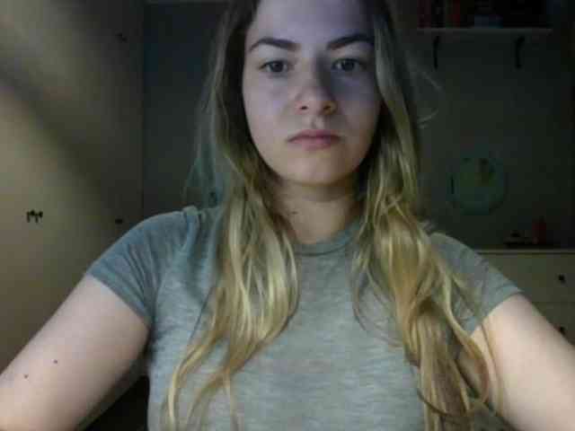 RosieJune webcam