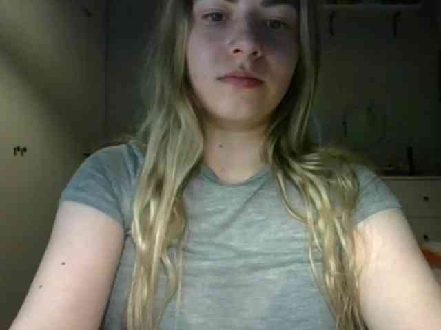 RosieJune webcam
