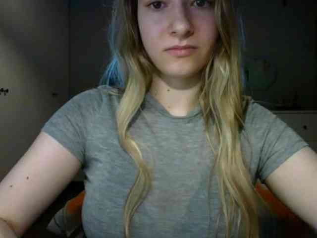 RosieJune webcam